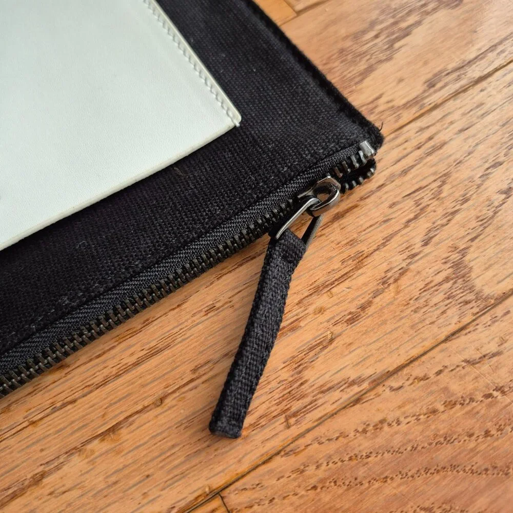 BALENCIAGA PARIS Multiuse Pouch Travel Zip Bag Clutch Black & White - Picture 3 of 9